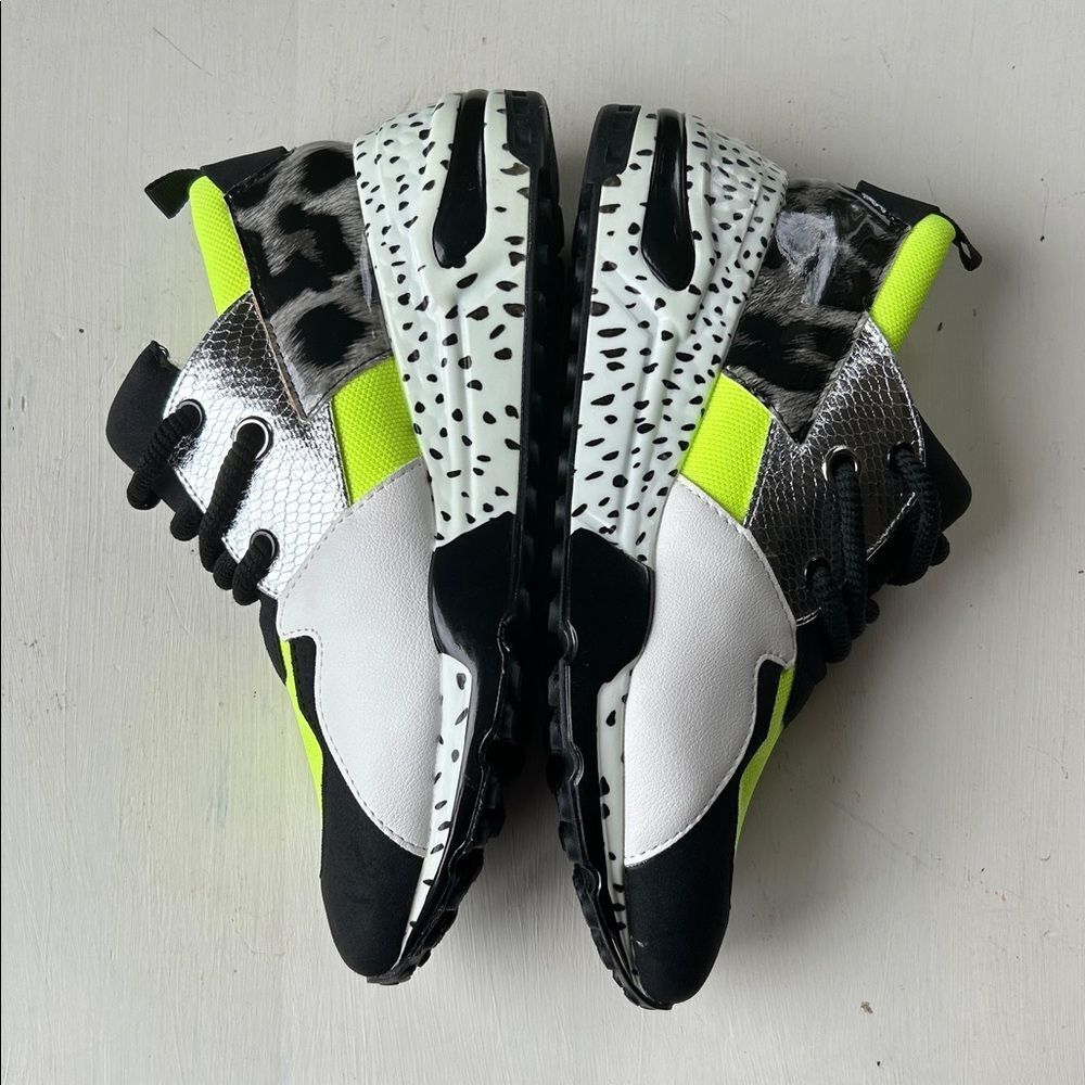 Steve Madden Cliff Wedge Neon Green Animal Print Sneakers Women’s 8.5 New - Picture 8 of 11